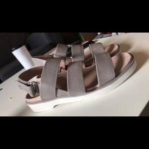 Vionic Comfort Sandals